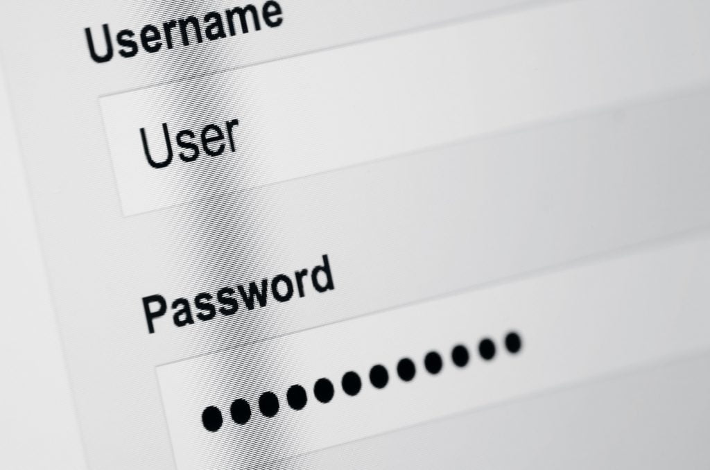 Turvallinen internetin käyttö ilman salasanan joutumista vääriin käsiin